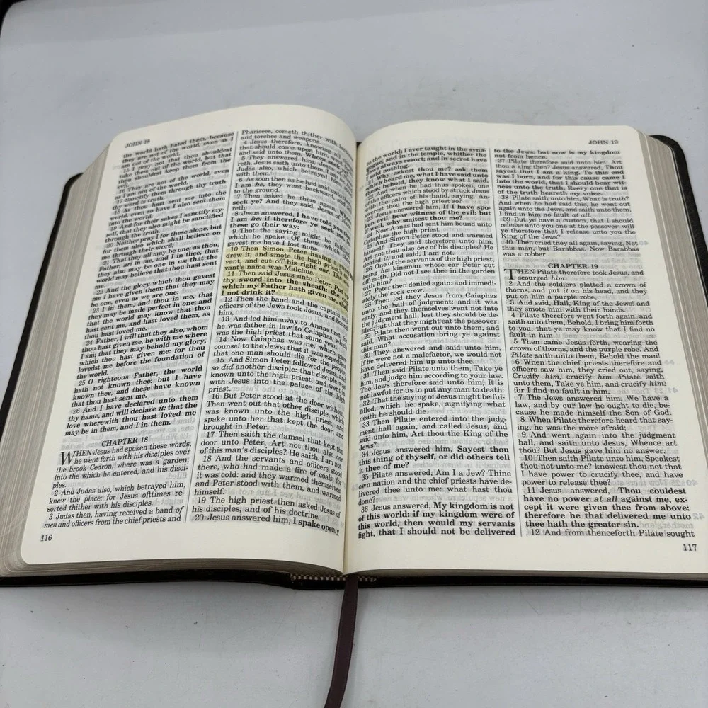 Vintage Holy Bible w Personal Comment Oral Roberts King James Black Leather 1981